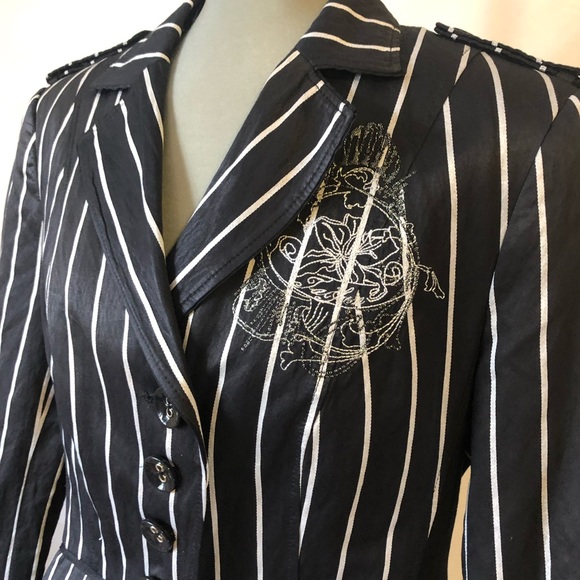 TAIFUN Striped Embroidered Blazer | Medium - Picture 4 of 8